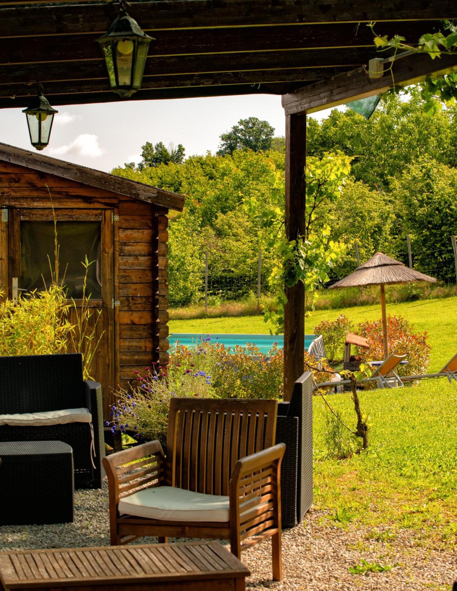 Hotel Yurte In Langa Bosia Zewnętrze zdjęcie
